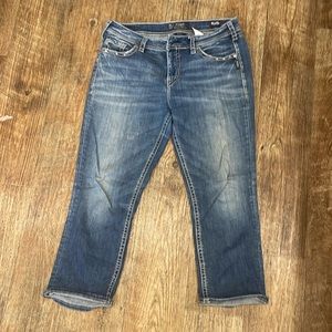 Silver suki capri jeans.  Size 31